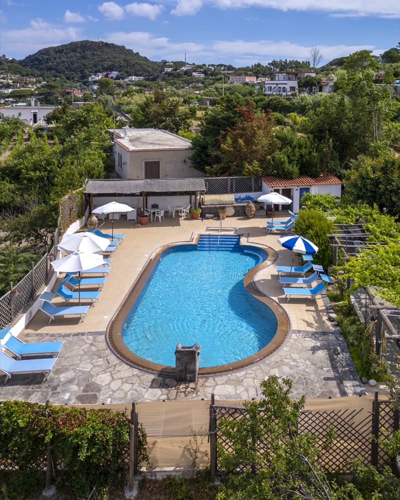 Vista aerea della piscina